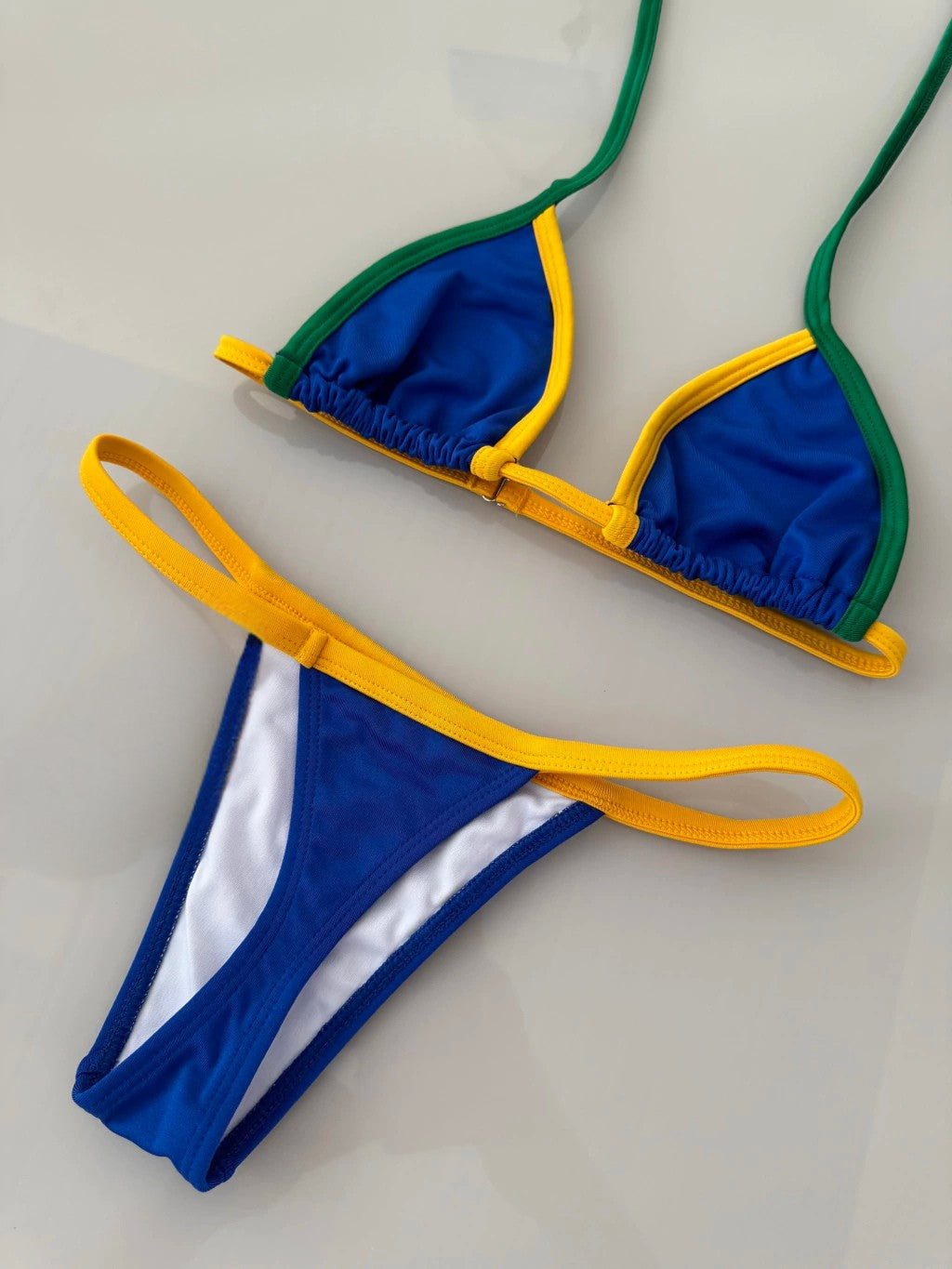 bikini fita de encaixe