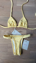 bikini fita amarelo manteiga