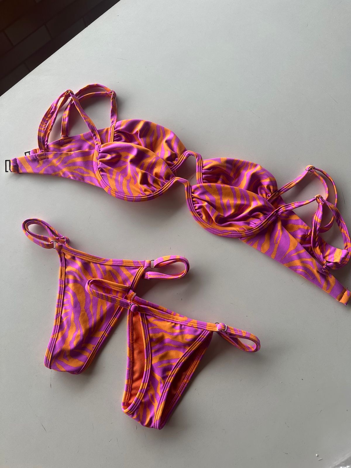 bikini butterfly padrão