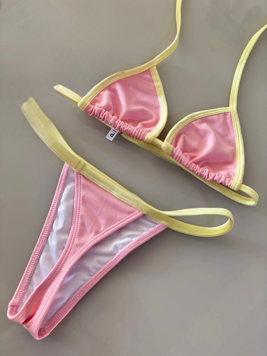 bikini fita de encaixe