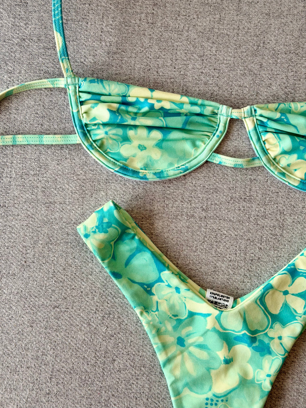 bikini aqua (pré-venda)