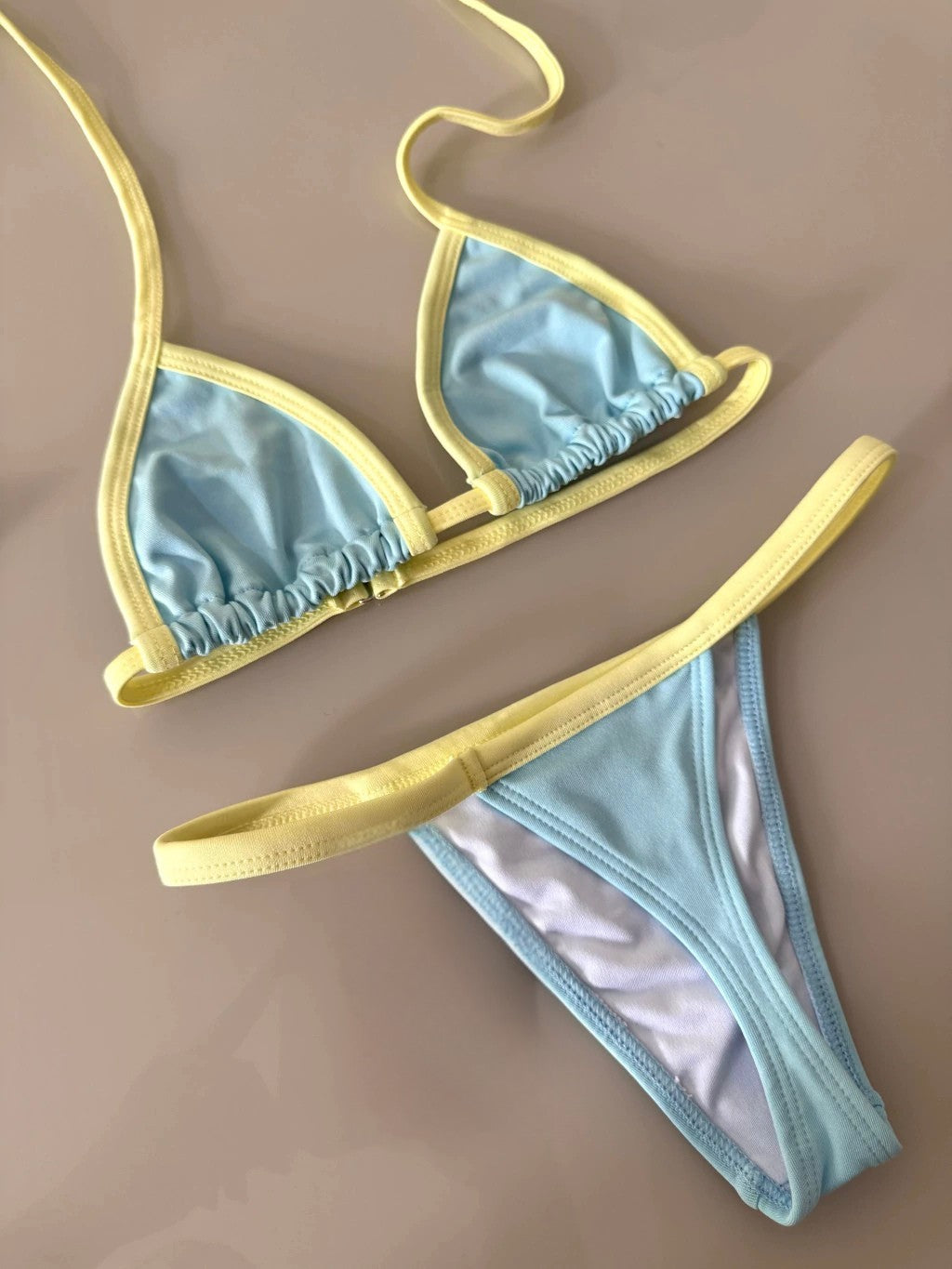 bikini fita de encaixe